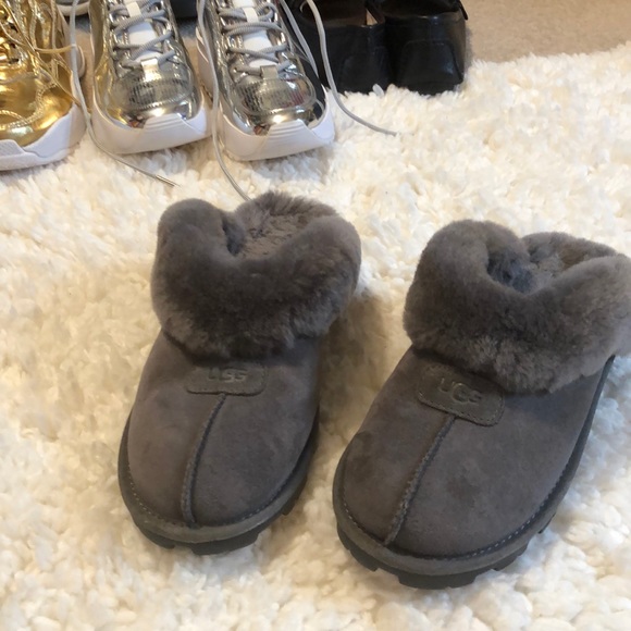 UGG Shoes - UGG Slippers size 8